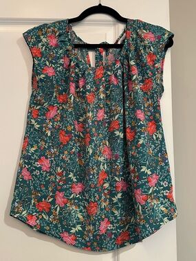LC Lauren Conrad Small Green and Pink Floral Short Sleeve Blouse